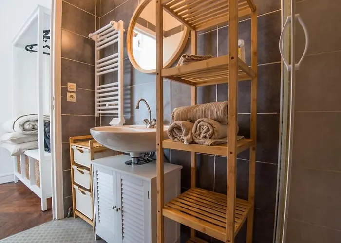 Le Petit Cosy アパート アンジェ